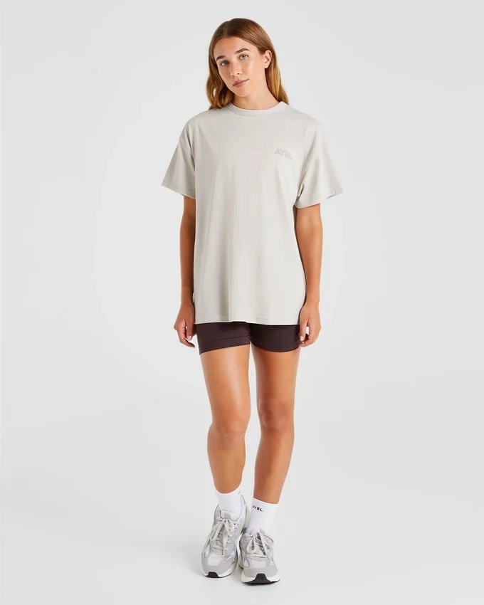 AYBL Athletics T-shirt i oversized-modell