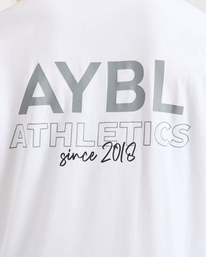 AYBL Athletics T-shirt i oversized-modell