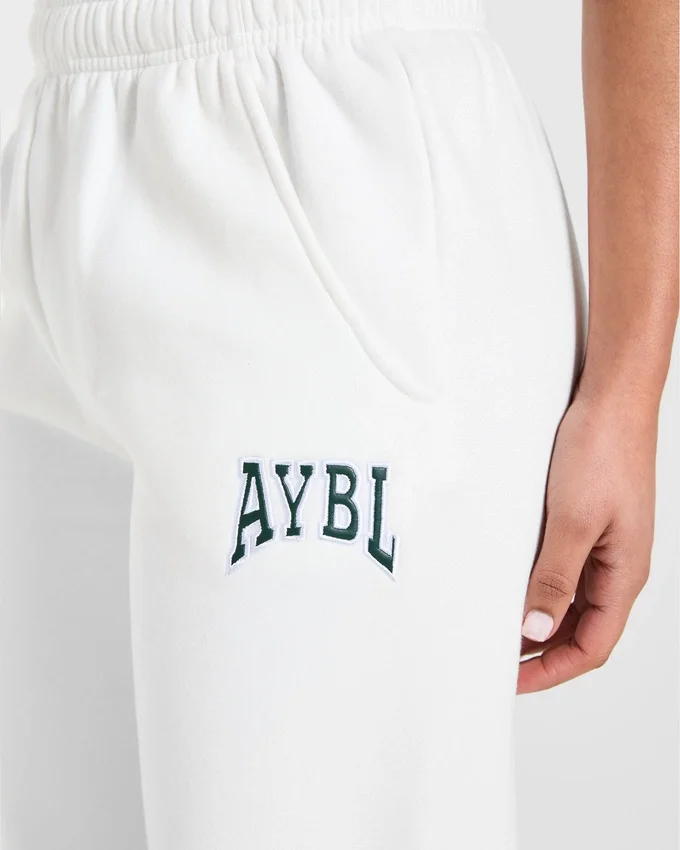 AYBL Club Mjukisbyxor med raka ben i oversized-passform