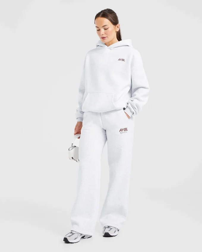 AYBL Sports Club Mjukisbyxor i oversized-modell med raka ben
