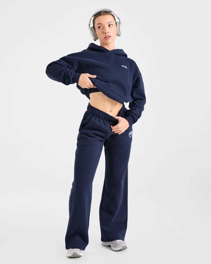 AYBL Sports Club Mjukisbyxor i oversized-modell med raka ben
