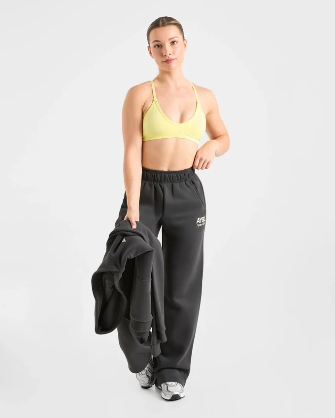 AYBL Sports Club Mjukisbyxor i oversized-modell med raka ben