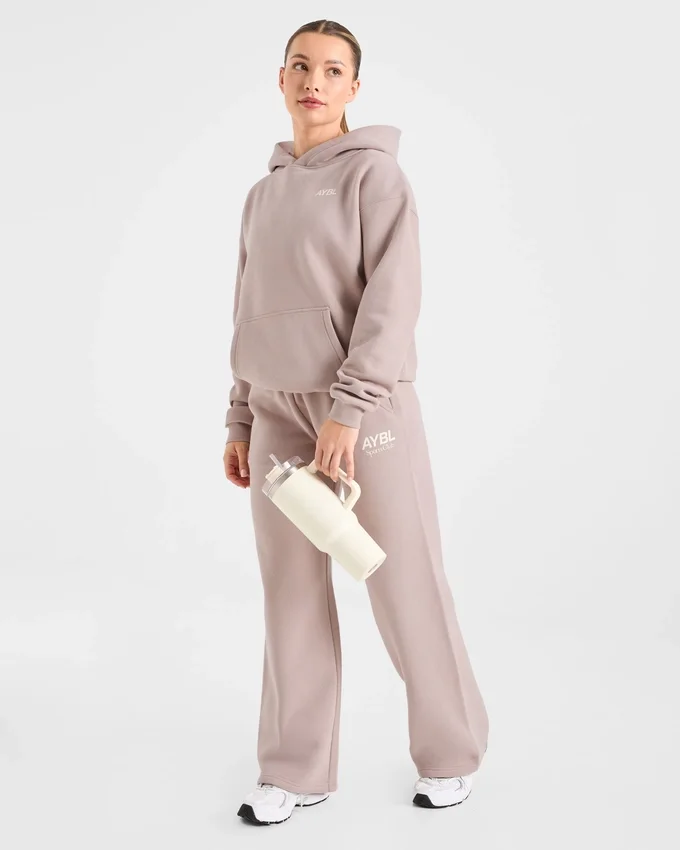 AYBL Sports Club Mjukisbyxor i oversized-modell med raka ben