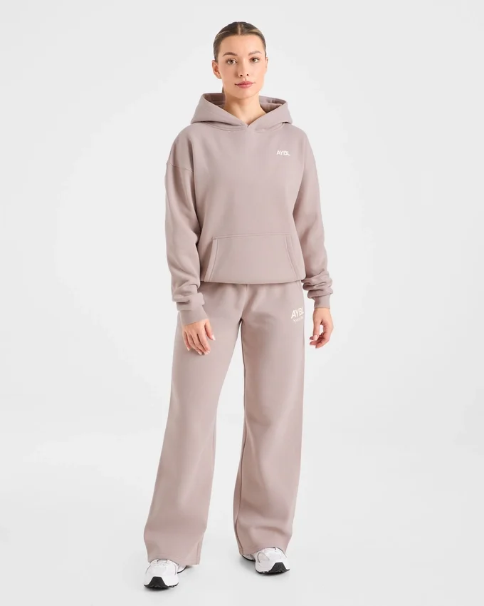 AYBL Sports Club Mjukisbyxor i oversized-modell med raka ben
