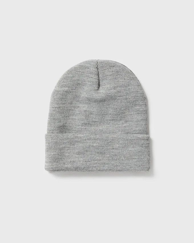 Broderad mössa