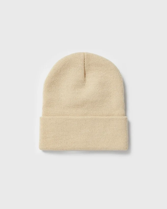 Broderad mössa