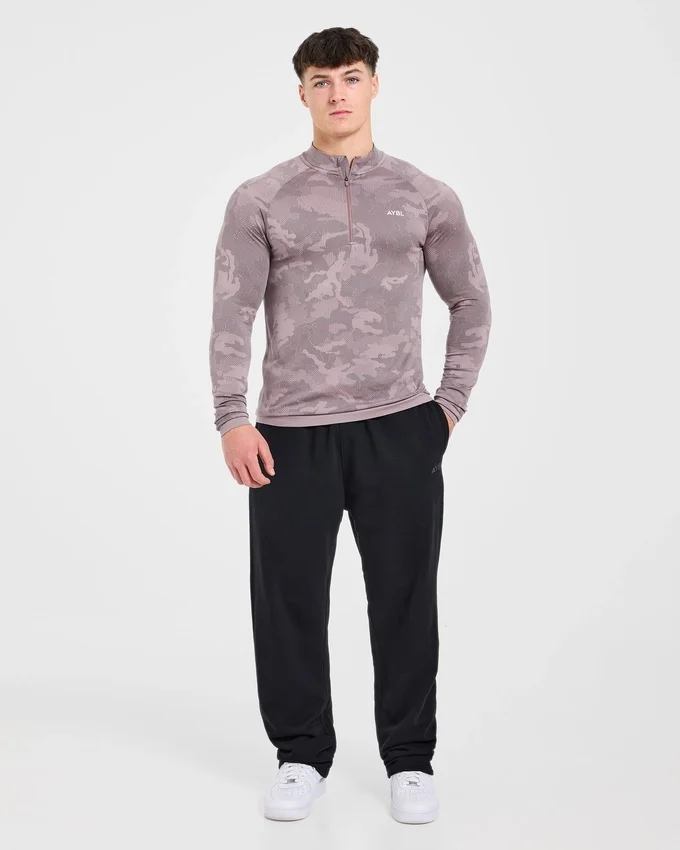 Camo Seamless 1/4 Zip Pullover