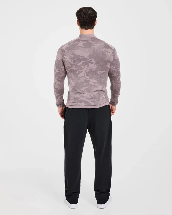 Camo Seamless 1/4 Zip Pullover