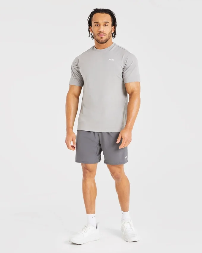 Core 7" Shorts
