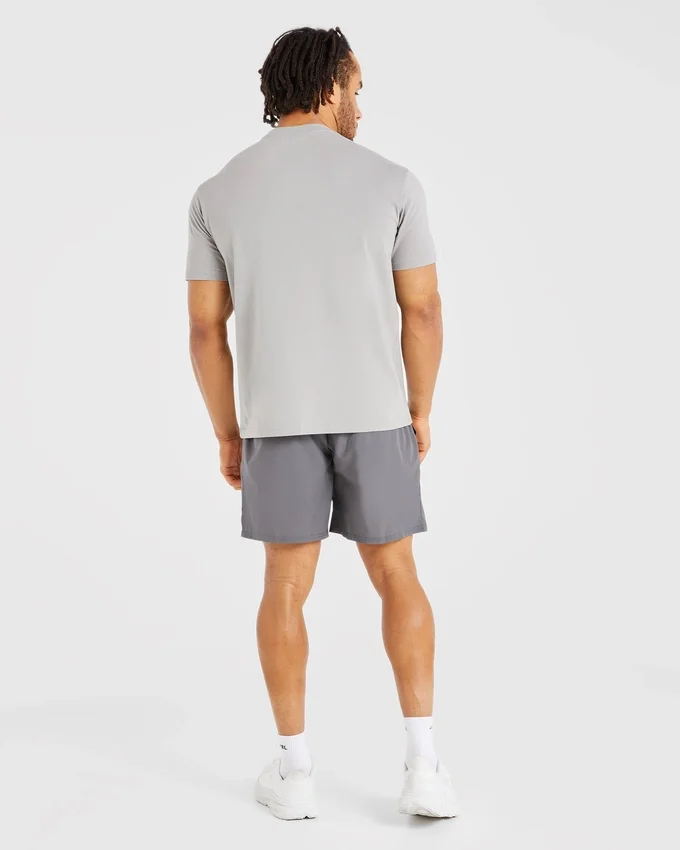 Core 7" Shorts