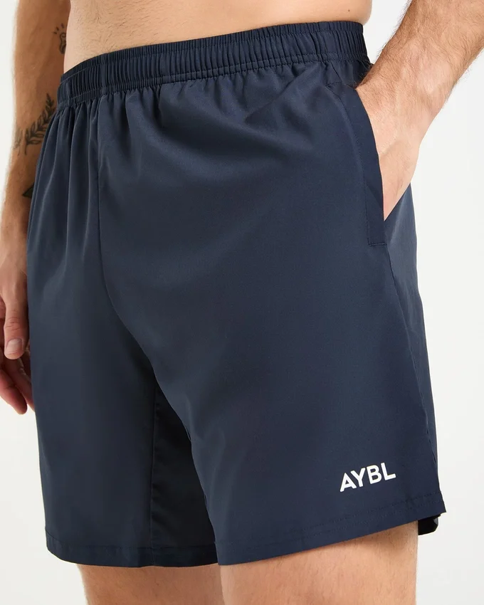 Core 7" Shorts