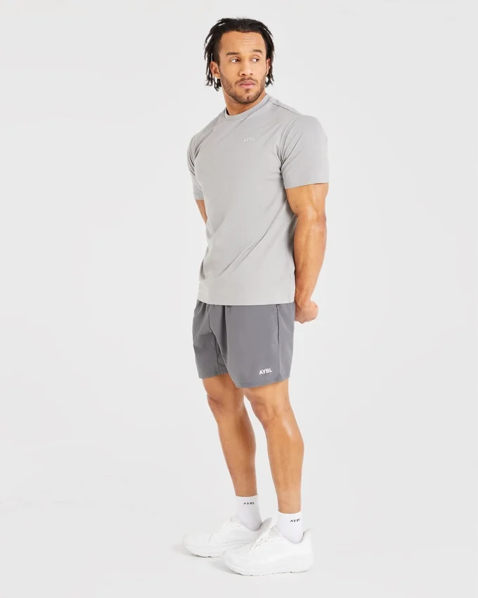 Core 7" Shorts
