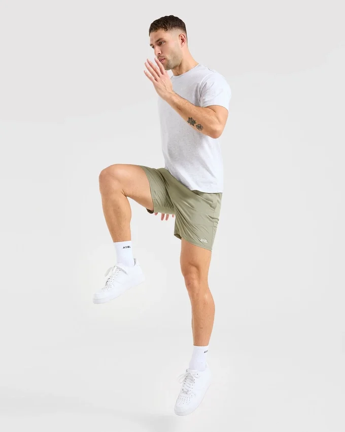 Core 7" Shorts