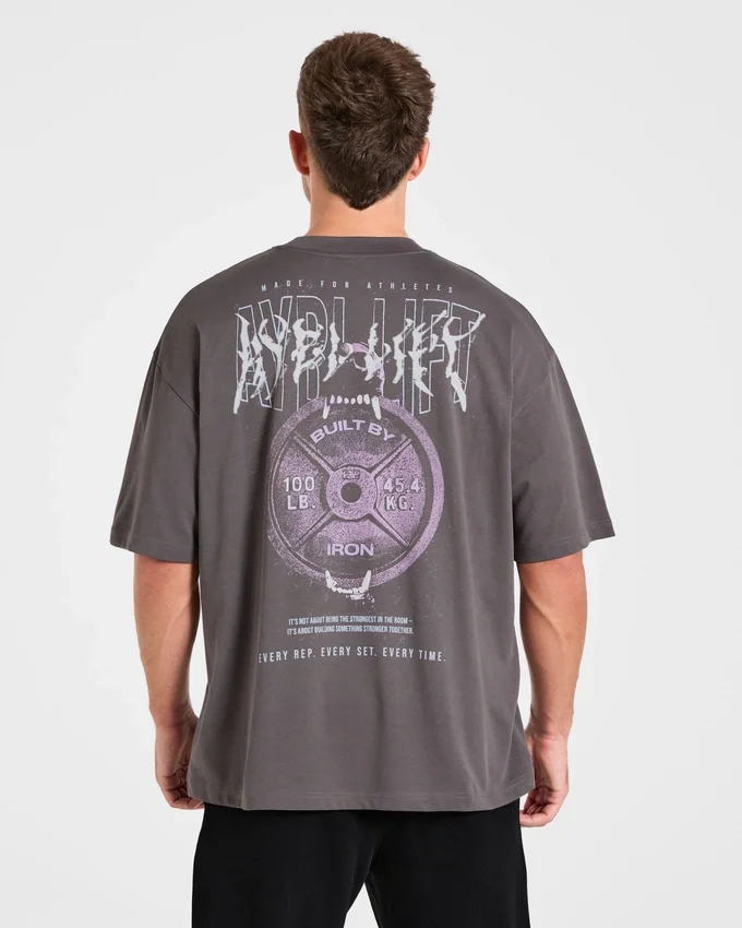 Doberman Strength Oversized T-shirt