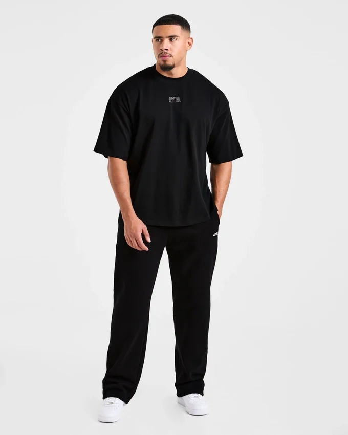 Doberman Strength Oversized T-shirt