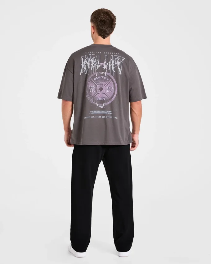 Doberman Strength Oversized T-shirt