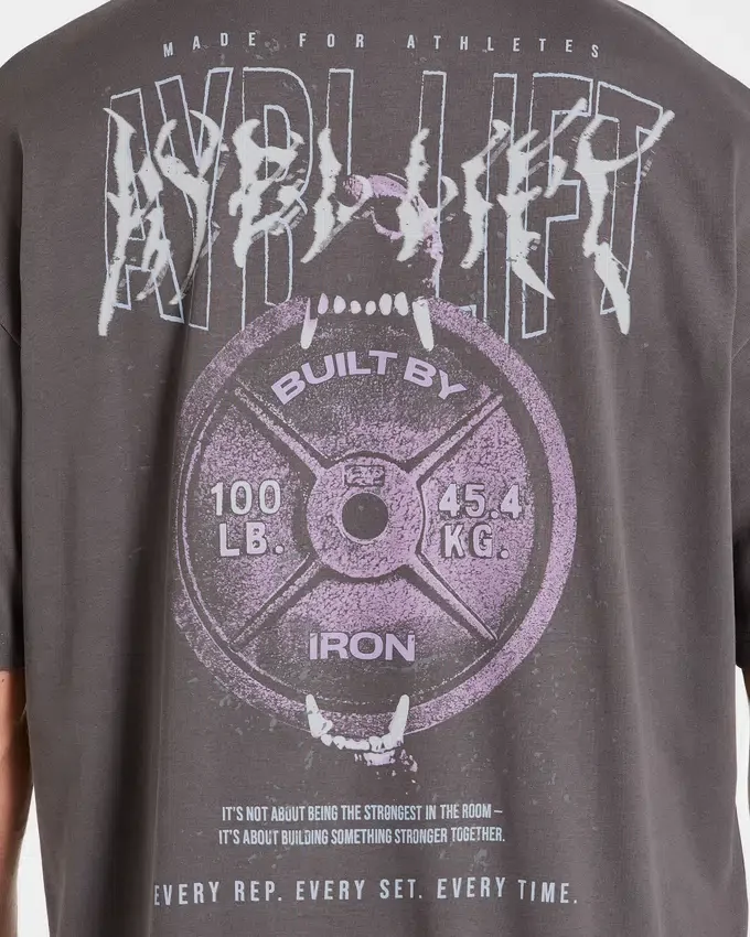 Doberman Strength Oversized T-shirt
