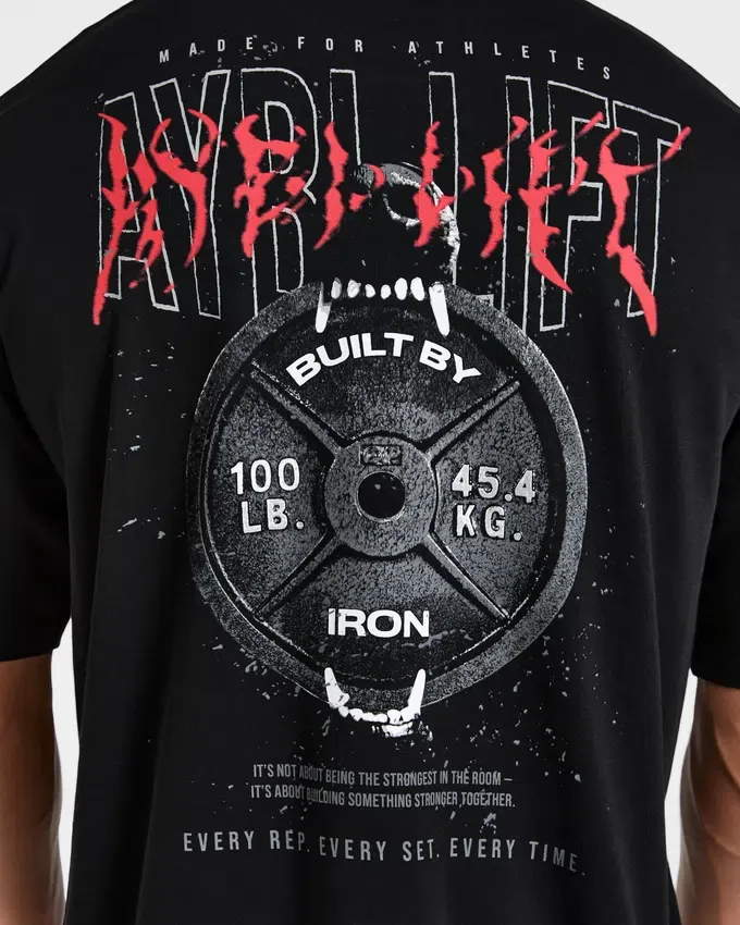 Doberman Strength Oversized T-shirt