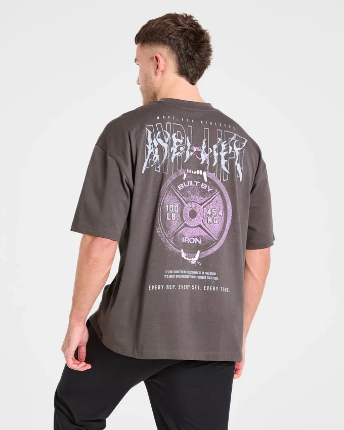 Doberman Strength Oversized T-shirt
