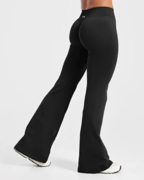 Enhance sömlösa leggings med utsvängda ben
