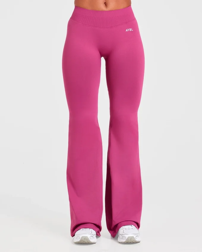 Enhance sömlösa leggings med utsvängda ben