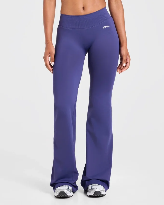 Enhance sömlösa leggings med utsvängda ben