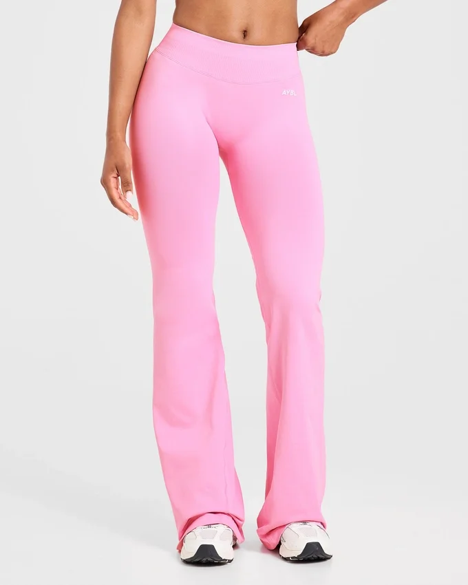 Enhance sömlösa leggings med utsvängda ben