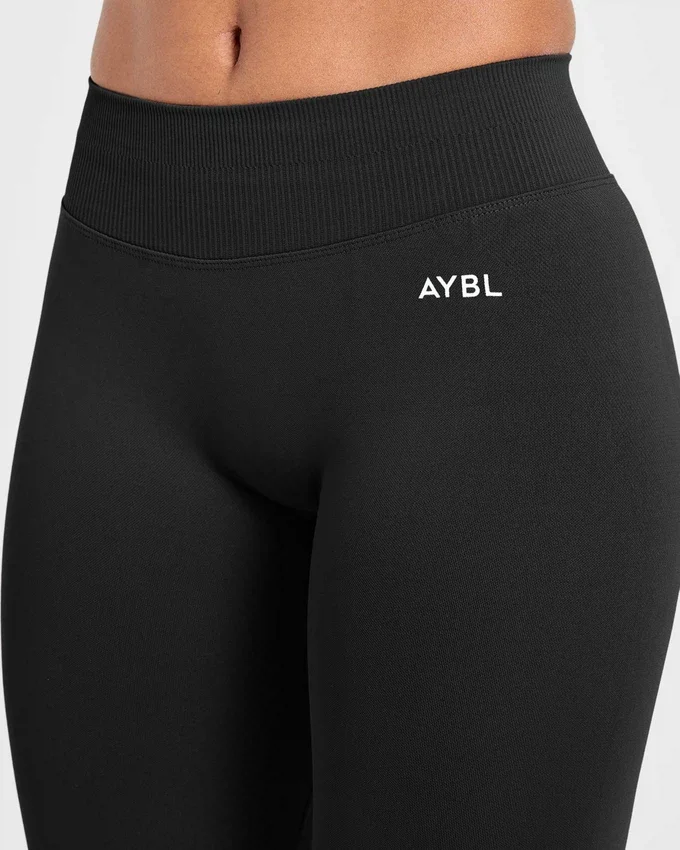 Enhance sömlösa leggings med utsvängda ben