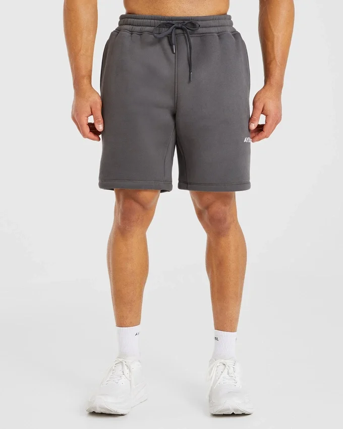 Essential 7" Shorts