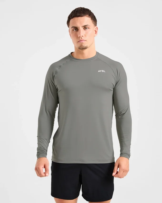 Essential långärmad T-shirt