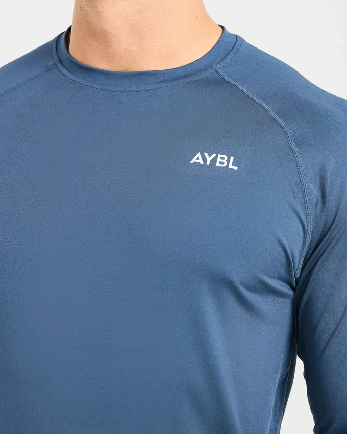 Essential långärmad T-shirt