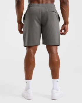 Essential lätta 7″ Shorts