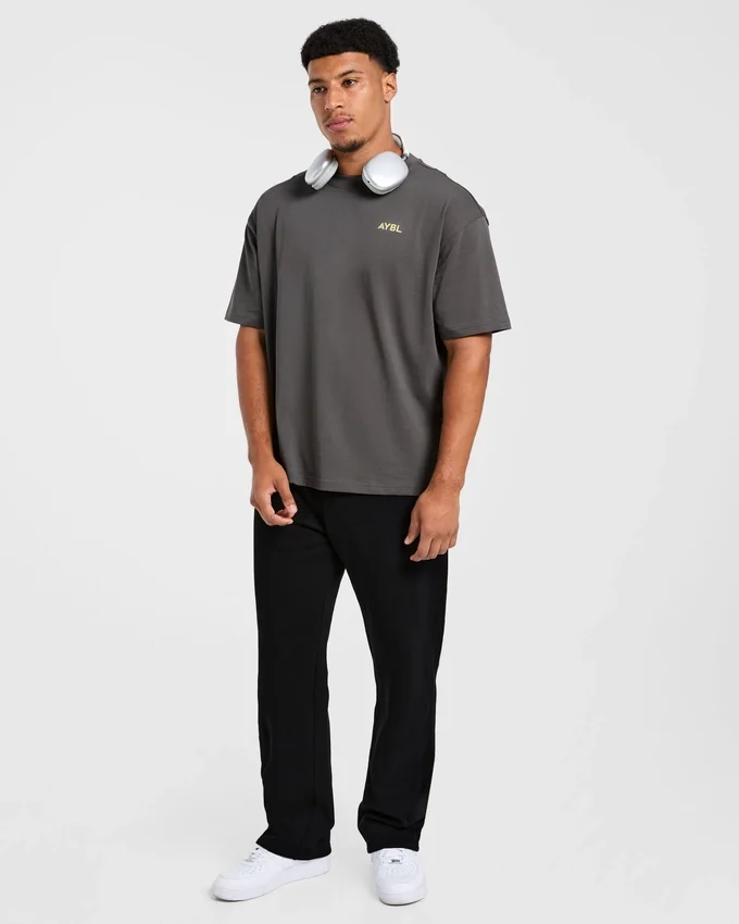 Essential Oversized T-shirt