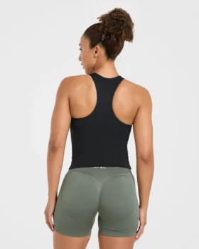 Essential Racerback-linne