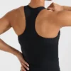 Essential Racerback-linne