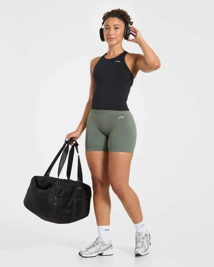 Essential Racerback-linne