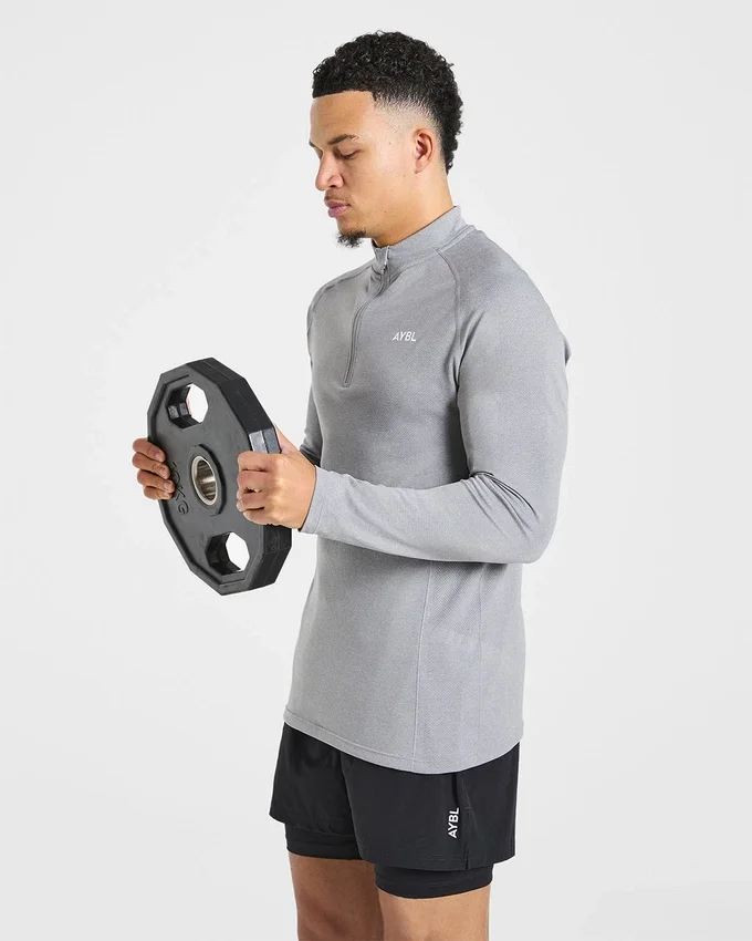 Essential Seamless 1/4 Zip Pullover
