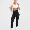 Essential sömlös sport-BH med halterneck