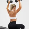 Essential sömlös sport-BH med halterneck