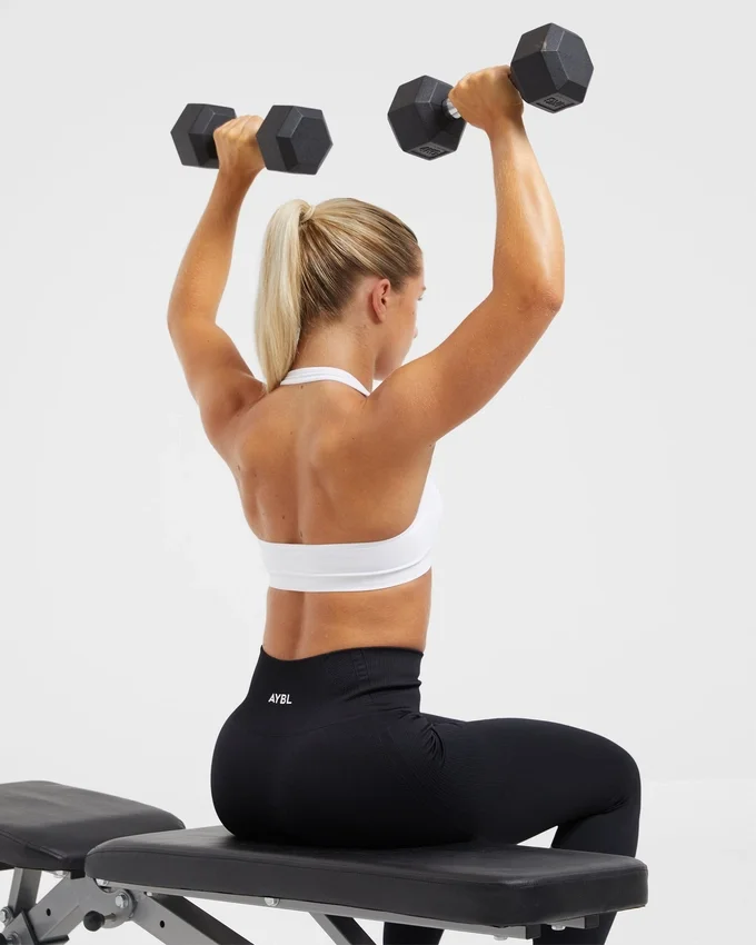 Essential sömlös sport-BH med halterneck