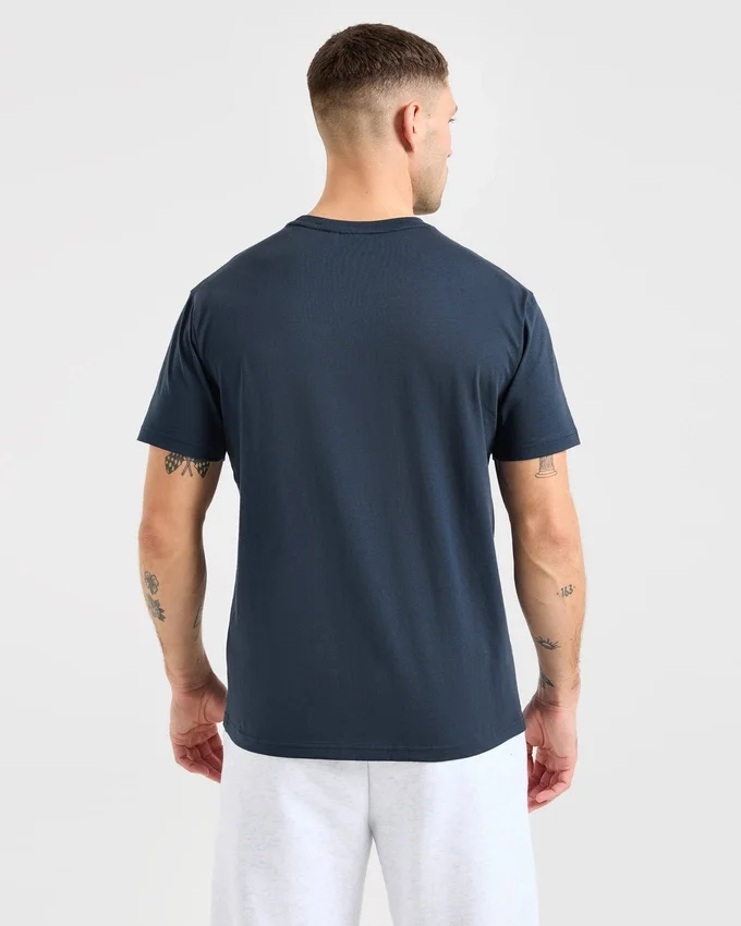 Essential T-shirt