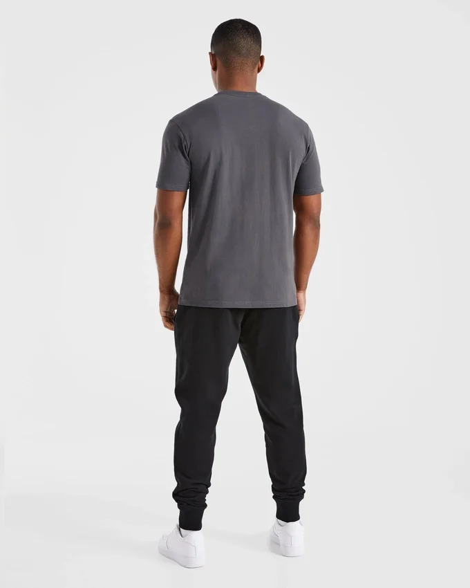 Essential T-shirt
