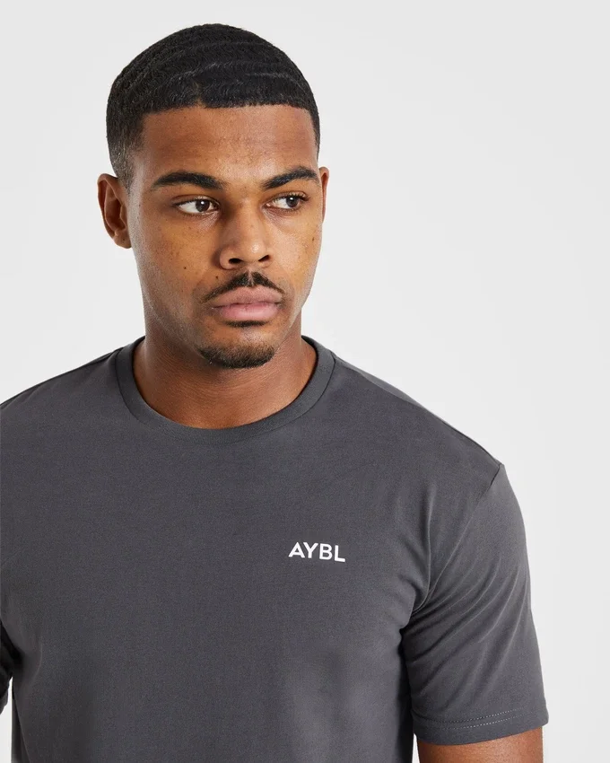 Essential T-shirt