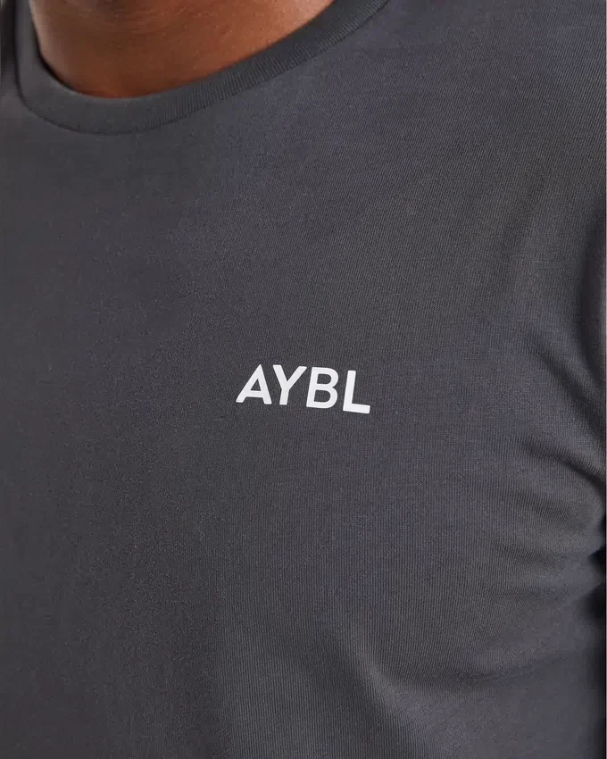 Essential T-shirt