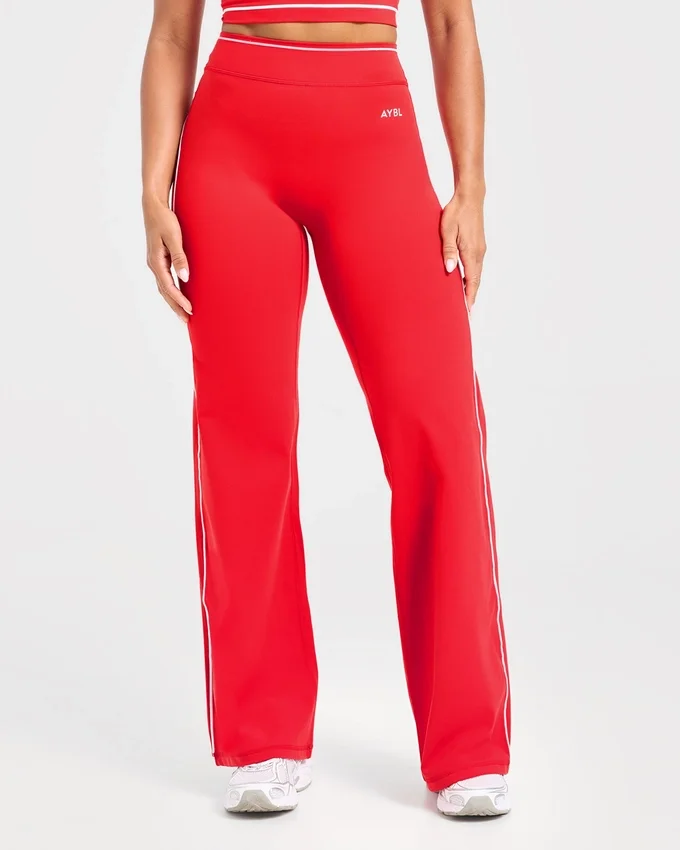 Form Flared Leggings