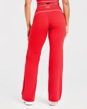 Form Flared Leggings