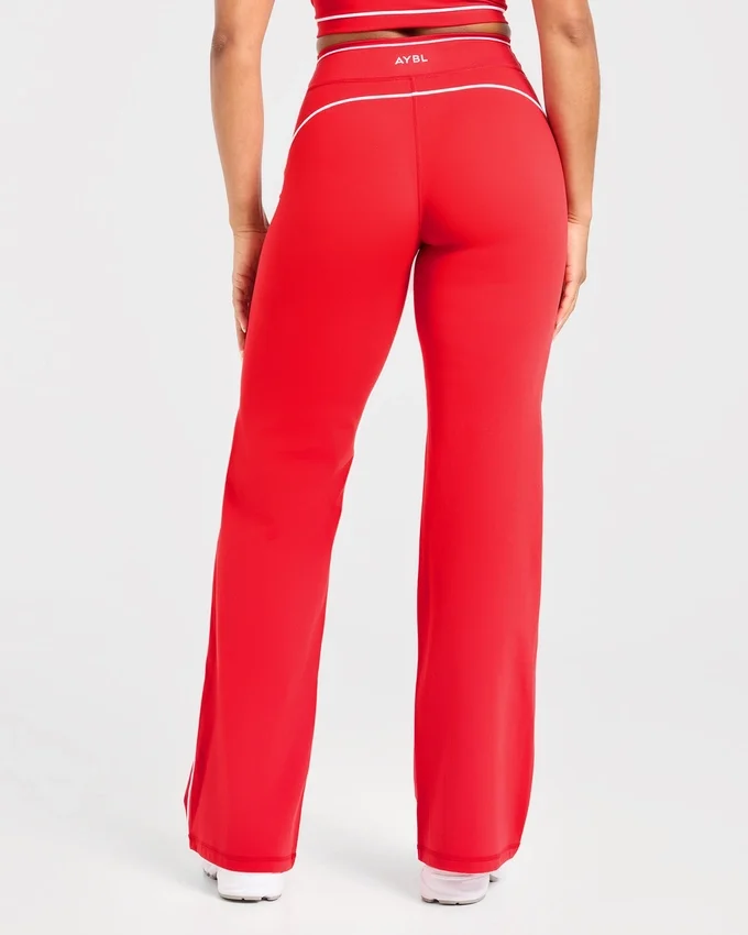 Form Flared Leggings
