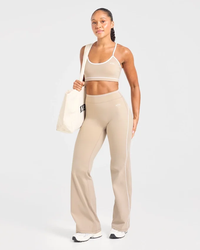 Form Flared Leggings