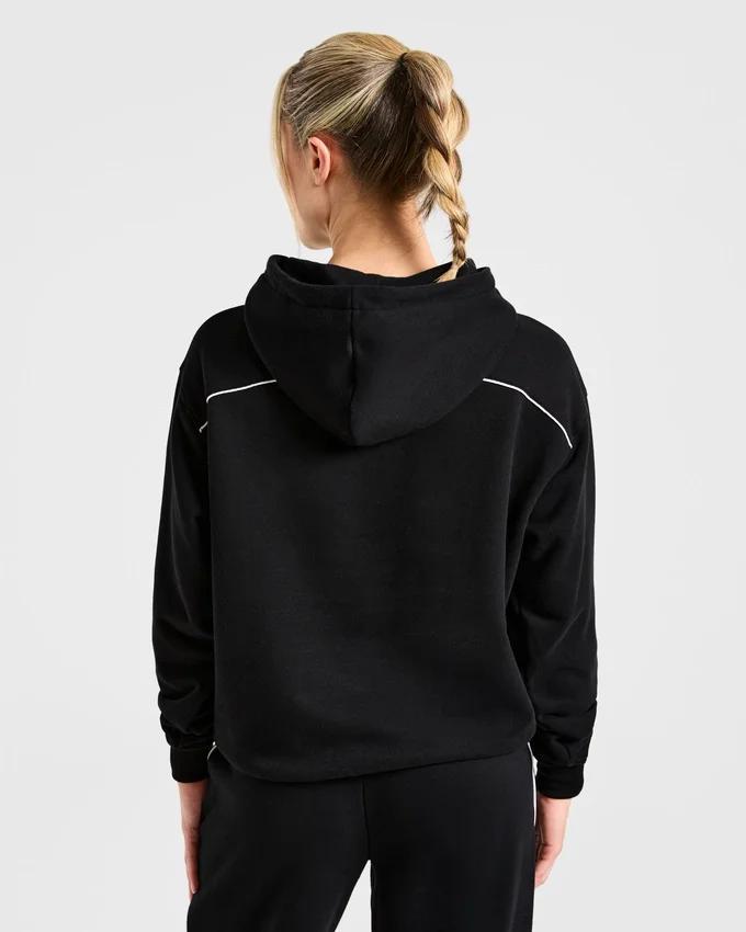 Form-hoodie