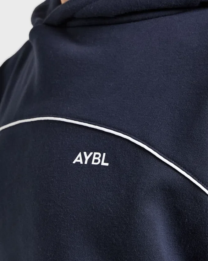 Form-hoodie